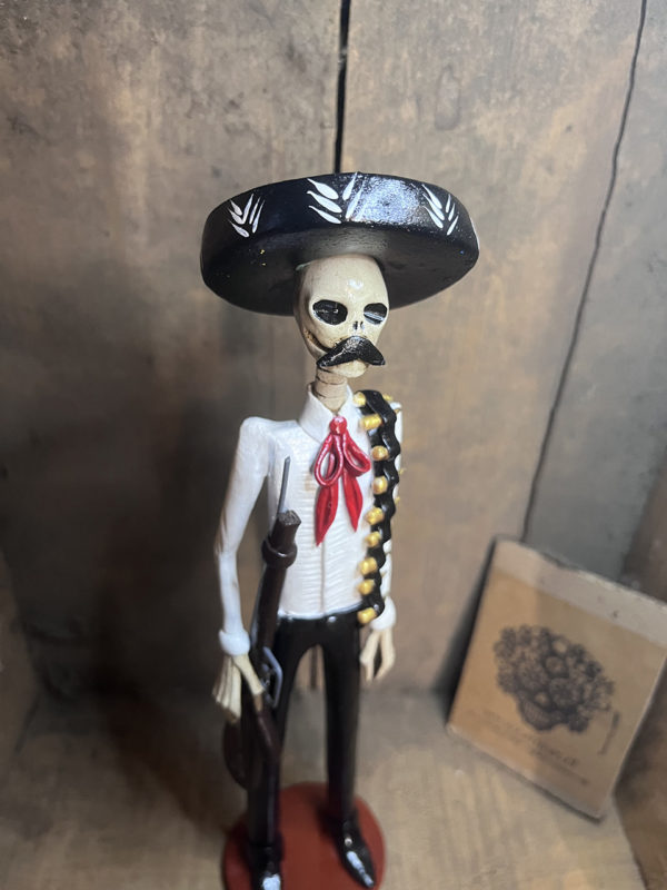 Catrin Mexicano Revolucionario Benito
